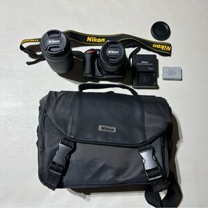 Nikon D3500 DSLR Camera Set with Bag
